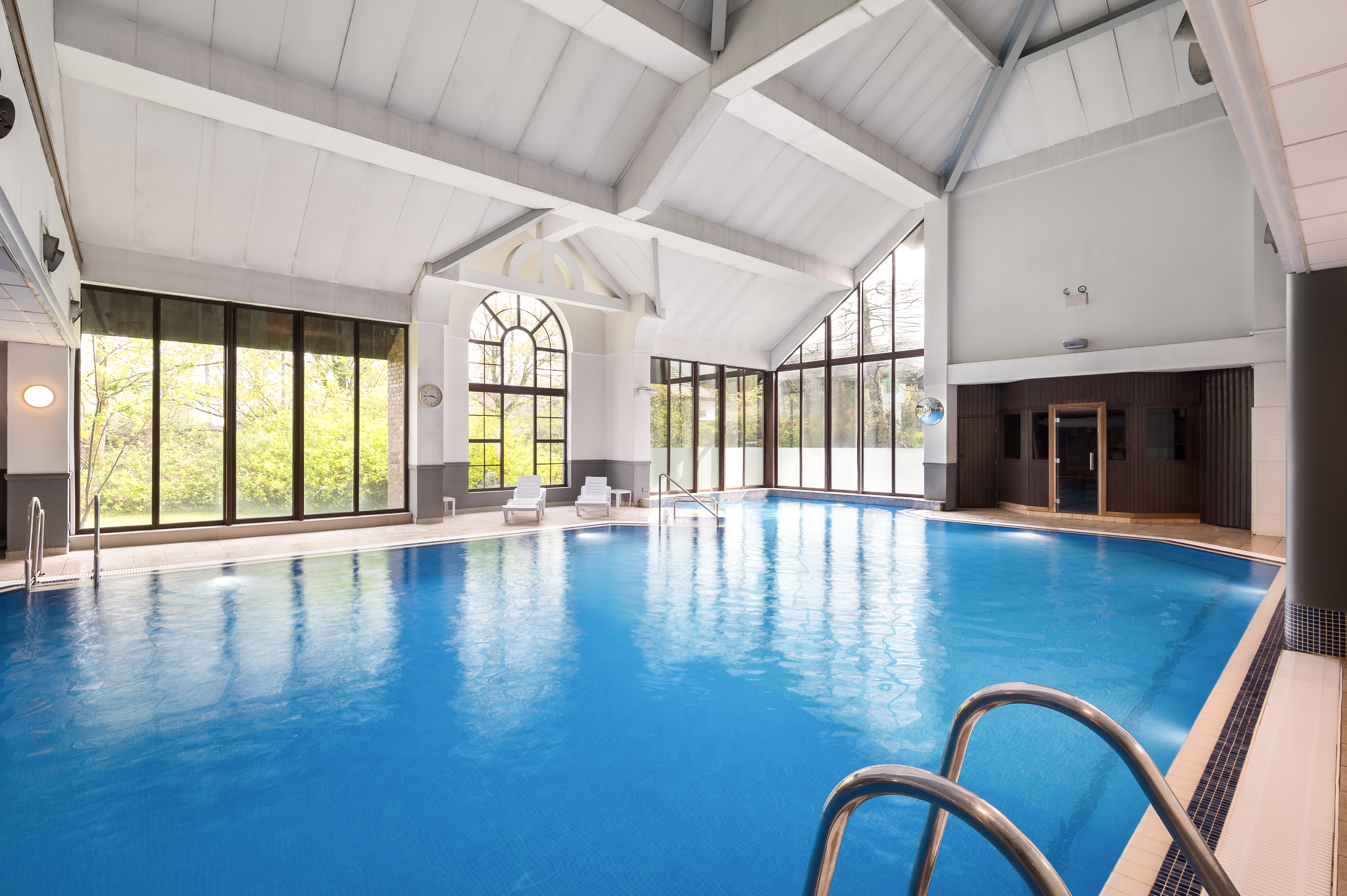Holiday Inn East Kilbride Swimming Pool.
